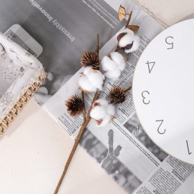 Bavlnená dekoratívna vetva, 4 kvety, výška 49 cm