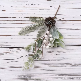   Zimná vetva s borovicou, listami, bobuľami a šiškou, výška 34 cm