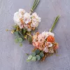 Hodvábna kytica s ružou, hortenziou a eukalyptom, výška 39 cm - Púdrová