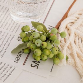 Snehová bobuľová umelá rastlina, výška 29 cm - Zelená