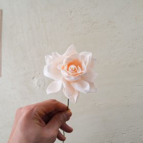 Hodvábna stonka gardénie, 24cm - Šampanská