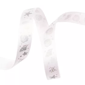 Saténová stuha s mušľovým motívom 16mm x 6.4m - Biela